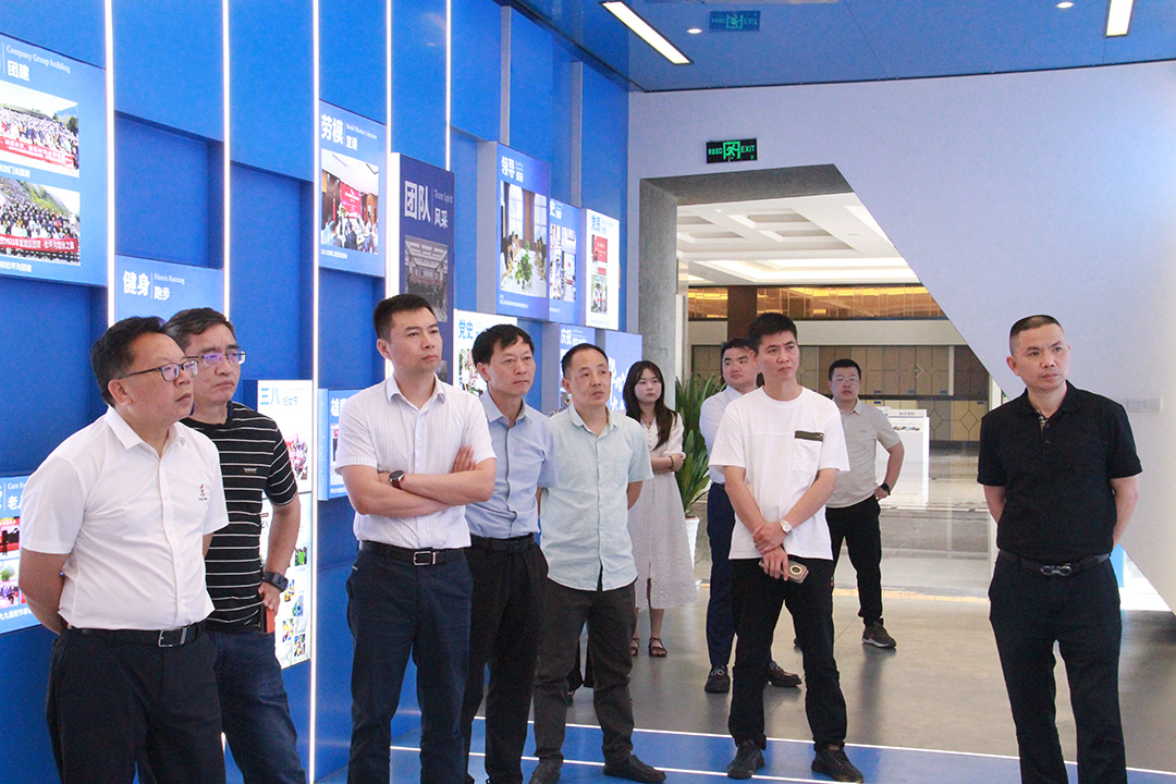 云南省红河州绿色新型建材产业链考察团赴3044永利集团考察交流 云南省红河州绿色新型建材产业链考察团赴3044永利集团考察交流
